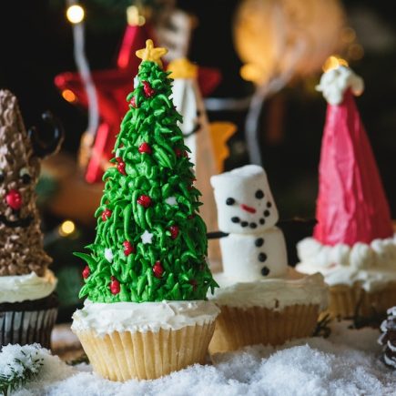 20 Easy Christmas Treats for Kids